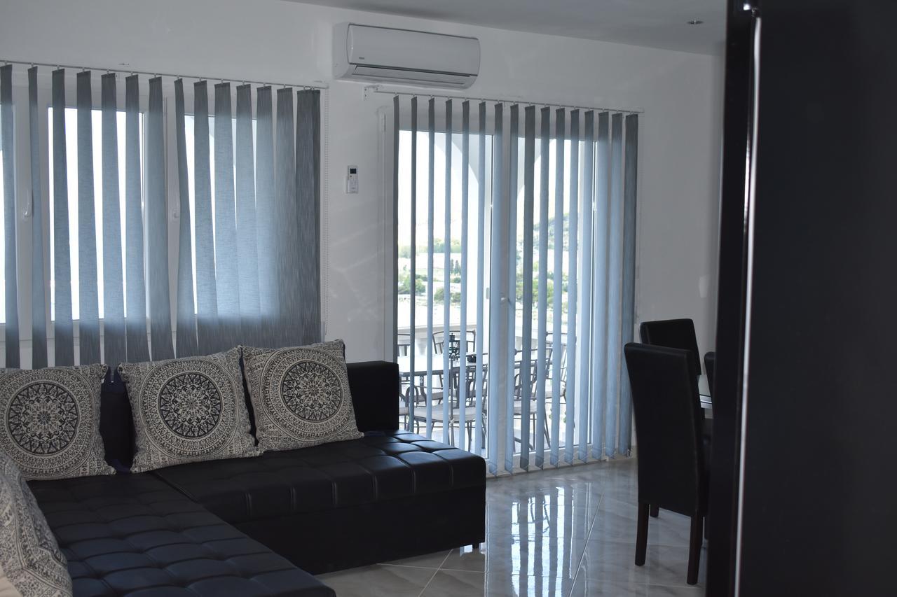 Apartman Horizont Lejlighed Omiš Eksteriør billede